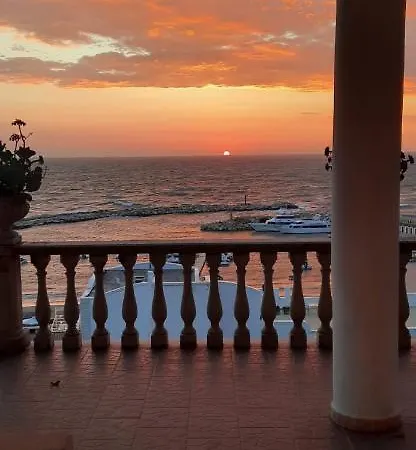 아파트호텔 Tramonto 3*